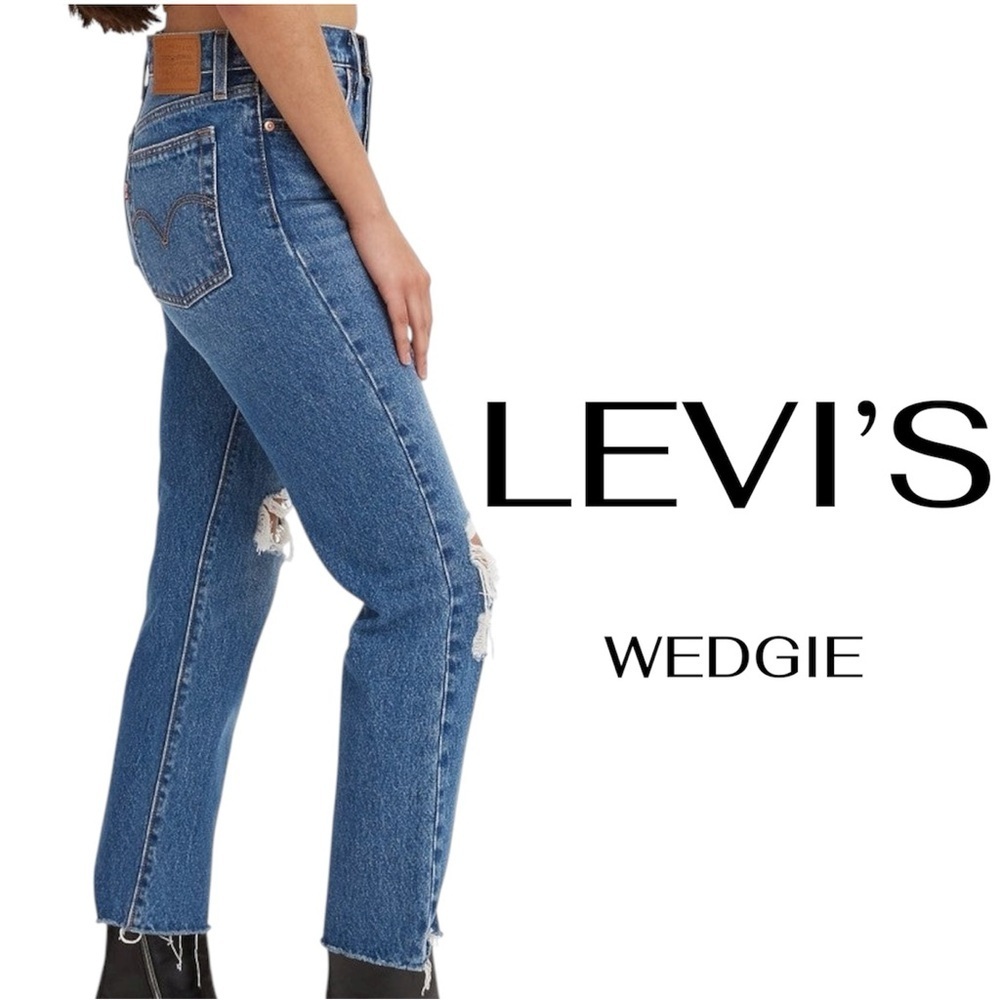 LEVI’S NWT Wedgie Icon Premium Fit | Women’s 24 | Medium Wash